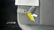 Nissan Juke 1.0 DiG-T N-Connecta 5dr DCT Petrol Hatchback